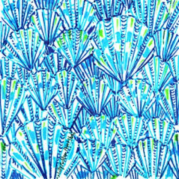 Meet your Posher, Caroline - Picture 1 of 1